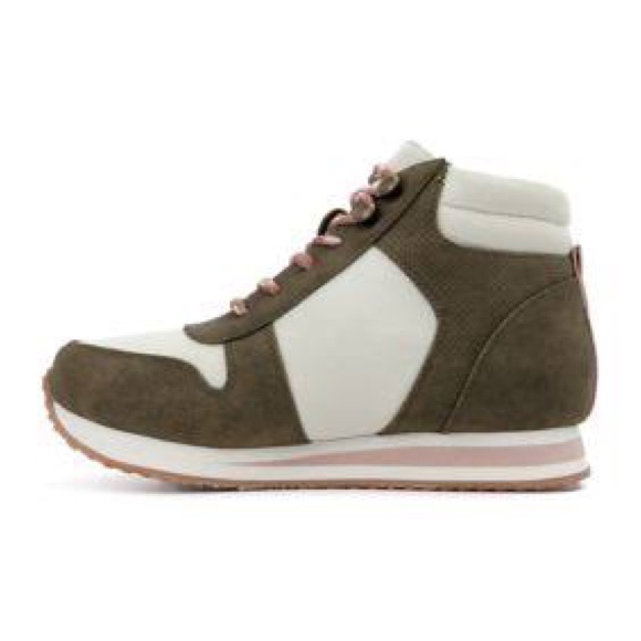 True Craft Wage Lace Up Hiker Ankle Sneaker Boots - Picture 2 of 9